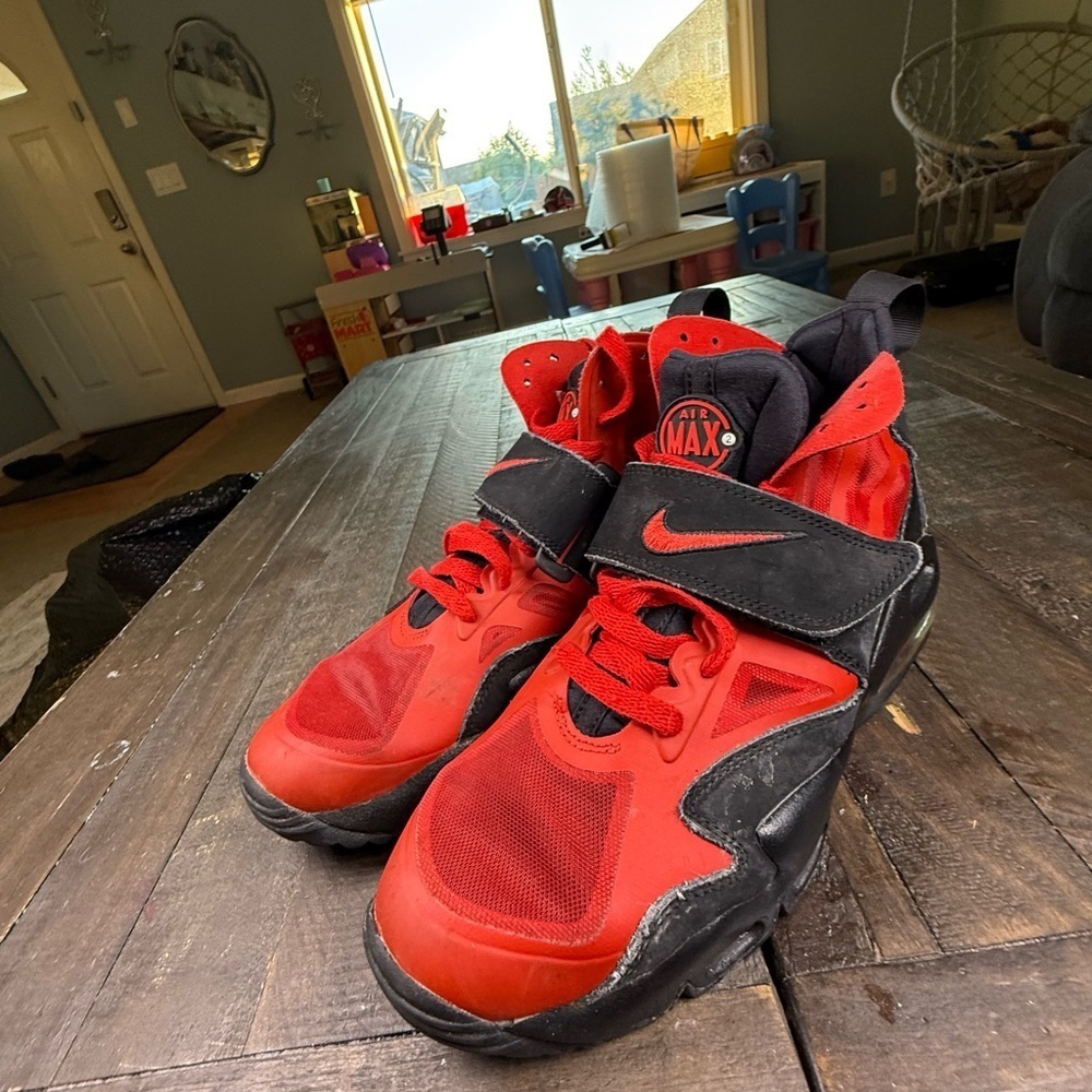 Nike Air Max Express 2 Men's Sneaker Shoes Red & Black Size 8 men basketball - Picture 3 of 16
